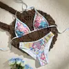 2027 Nuevo Bikini de Dos Piezas con Estampado Europeo y Americano para Mujer, Cuadros, Bloque de Color, de Tirantes, Triángulo, Traje de Baño para Vacaciones en la Playa