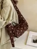Bolso de lunares de nicho súper popular para mujer, nuevo bolso cruzado de moda 2026, exquisito bolso de hombro para axila, bolso de cuerno