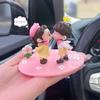 Adornos Celebrantes de Internet para Coche al por Mayor Accesorios para Coche Coche Coche Lindo Muñeco de Pareja Besándose Adornos de Decoración para Coche Eléctrico para Mujeres
