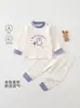Conjunto de dos piezas de algodón puro de grado A para bebé, ropa de dormir de oso de dibujos animados para recién nacido, conjunto de otoño sin costuras para bebé (top y pantalones)