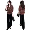 Camisa xadrez feminina 2026 novo estilo outono, estilosa, modelagem solta, afina a silhueta, elegante, versátil, camisa casual para pessoas baixinhas