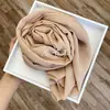 Lenço Longo de Chiffon Perolado Cor Sólida, Lenço de Cabeça com Borda Reta, 54 Cores, Lenço de Moda Versátil para Proteção Solar para Mulheres