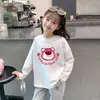 Camiseta de manga larga 100% algodón para niña para primavera y otoño 2026, elegante camiseta básica infantil con estampado de dibujos animados para niñas pequeñas
