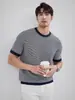 Ropa de Hombre de Alta Calidad Nueva Temporada, Estilo Lujo Ligero Primavera y Otoño, Camiseta Casual Delgada Ajustada de Manga Corta con Cuello Redondo y Bloques de Color de Rayas Finas
