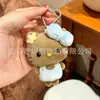 Llavero de peluche Hello Kitty, muñeco de sombrero de paja Hello Kitty de cuero negro, amuleto popular para bolsa de dibujos animados