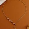 Collar de acero de titanio con estrella hueca explosiva de oro de 18 quilates para mujer, cadena de clavícula ligera de lujo de alta gama que combina con todo.