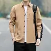 Camisa de Trabalho Masculina Manga Longa Tendência 2026 Novo Estilo Gola Lapela Design com Múltiplos Bolsos Camisa Casual Versátil Tendência
