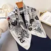Lenço Quadrado Estampado Imitação de Seda com Estampa Xadrez de Camélia, Xale, Lenço de Pescoço, Gravata de Pescoço de Alta Qualidade, Lenço Quadrado Pequeno, Lenço de Cabeça, Lenço de Seda, Lenço