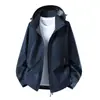 Chaqueta de una sola capa de estilo similar para hombres y mujeres con capucha desmontable, a prueba de viento, impermeable, transpirable, temporada de primavera