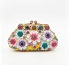 Bolsas de Noche con Incrustaciones de Diamantes Transfronterizas Listas para Enviar, Bolsos de Diamantes de Estuche Duro Metálico Hueco, Vestidos de Banquete de Comercio Exterior