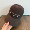 Boné de Baseball Bordado com Três Flores Coreanas, Aba Larga, Emagrecimento Facial, Casual Versátil, Chapéu Bico de Pato 100% Algodão para Estudantes e Casais