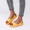 Novas Sandálias Planas Plus Size Transfronteiriças Femininas Salto Baixo Plano Boca de Peixe Moda Solado Grosso Sandálias Femininas desejo Site Independente