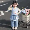 Conjunto de Ropa de Otoño para Niñas 2026 Nuevo Estilo Súper Lindo Estilo Coreano Ropa Infantil Bebé Pantalones Vaqueros de Primavera y Otoño Conjunto de Tres Piezas