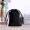 Bolsa de franela negra con cordón en la cintura para empaquetar joyas, bolsa de almacenamiento a prueba de polvo para joyas de franela, venta al por mayor