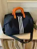 Nova Bolsa de Viagem Curta de Grande Capacidade Moda Ombro Único Bolsa para Embarque no Trabalho Leve Pronta para Envio Bolsa Transversal para Mãe e Bebê