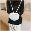 Mochila Love para Mujer 2024 Primavera y Verano Nueva Mochila Pequeña Personalizada Elegante Corazón de Niña Moda Casual Bolso de Mujer