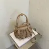 Bolso de nube plisado de lunares 2026, estilo coreano, suave y elegante, adecuado para ir al trabajo, un bolso de hombro o bandolera moderno y versátil
