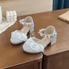Zapatos de Princesa para Niñas Sandalias Cerradas de Verano para Niños con Perlas, Encaje y Lazo Estilo Dulce Zapatos de Actuación para Niñas Modernos