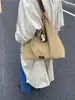 Bolso de Hombro Grande de Gran Capacidad Informal Estilo Coreano para Viajes Diarios para Mujer Otoño e Invierno 2025 Nuevo Bolso Tote Frosted Retro de Moda