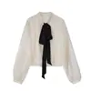 Novidade para o Outono 17/8 Outono Inicial Elegante e Jovem Francês Blusa Fina Transparente com Laço e Manga Sino F1022