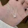 Collar con Anillo Doble de Rombos de Plata de Ley S925 Anillo con Patrón de Onda Geométrica Microincrustado Cadena para Clavícula Collar Exquisito de Nicho Ins