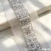 Atacado do Fabricante Bordado Pesado de Miçangas em Malha Miçangas de Arroz Renda Bordado à Máquina Lantejoula Decoração de Pérolas Acessórios de Vestuário DIY Feito à Mão