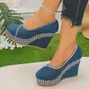 Sapatos Femininos de Salto Alto Plataforma Cruzados Europeus e Americanos Tamanho Plus Size Chegada Nova Primavera Boca Rasa Sapatos de Calçar Sem Cadarço Comércio Exterior Calçados Femininos