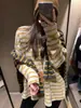 Camiseta de punto a rayas de cuello redondo de longitud media coreana para mujer en otoño, estilo perezoso que cubre las nalgas y la parte inferior del cuerpo, top que falta