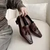 Mocasines de piel de oveja lavada de primera capa con punta redonda y tacón grueso, zapatos de cuero para mujer estilo británico sin cordones con suelas suaves que no cansan los pies