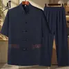 Traje Casual Bordado da Moda 2026 para Homens, Conjunto de Verão para Pais de Meia-Idade, Traje Tang Gola Alta Estilo Chinês