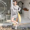 Conjunto de Sudadera y Falda Corta de Moda Casual Juvenil y Amigable con la Piel Adelgazante Versátil Otoño 2025