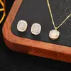 Conjunto de Brincos e Colar Weidni de Luxo Acessível, High-End, Elegante, Moderno e Versátil, Atacado para Mulheres
