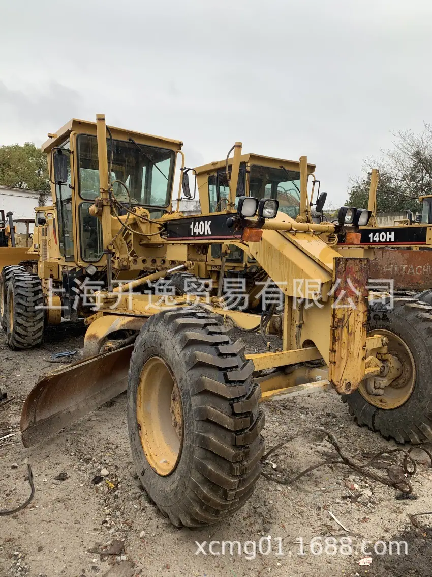 140k motor grader (6)