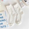 Calcetines blancos para mujer, bonitos calcetines japoneses JK de verano con encaje, calcetines de tubo de moda de mediados de otoño para mujer, de algodón puro de verano, finos de verano.