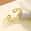 Pulseira de esmalte floral oca de borda larga dourada estilo europeu e americano, bracelete decorativo vintage de alta qualidade, joias banhadas a ouro
