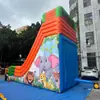 Resbaladilla inflable personalizada con animales de la jungla para parque de atracciones