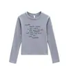 Camiseta Blanca y Gris de Cuello Redondo y Manga Larga para Mujer, Marca de Moda Estilo Americano, Diseño Simple de Letras, Corte Ajustado, Preciosa Camiseta Interior