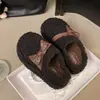 Moda Otoño e Invierno Nuevo Estampado de Leopardo Hebilla de Cinturón Engrosada Punta Cerrada Calientes para Casa Pantuflas de Algodón con Piel para Mujer