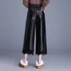 Calça Wide Leg Cropped de Renda para Mulheres 2025 Novo Estilo Coreano de Inverno Calça de Couro Casual com Cintura Elástica Calça Reta Solta Tendência