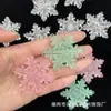Copo de nieve acrílico luminoso cuatro agujeros para colgar Decoraciones navideñas pulsera diy cadena de teléfono móvil accesorios para colgar en el coche