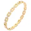 Pulseiras Populares Transfronteiriças de Aço Inoxidável para Casais e Mulheres, Não Desbotam, Toque de Luxo, Estilo Novo, Cravejadas com Diamantes, Galvanizadas, Acessórios de Mão Estilo Vintage