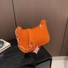 Nova bolsa pequena de corrente estilo coreano 2024 bolsa de ombro leve estilo coreano de feltro, bolsa pequena quadrada da moda, bolsa de axila para mulheres