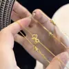 Pulseira de Cavalo Borboleta Popular Ano Novo 2025 Estilo Igual ao Livro Vermelho Pequeno, Luxo Acessível de Nicho, Joia de Mão Simples e Versátil para Sua Namorada