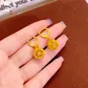 Brincos de Lanterna Vazada em Latão Banhado a Ouro Que Não Desbotam Facilmente, Brincos de Esfera de Luxo de Nicho para Mulheres com Alta Retenção de Cor