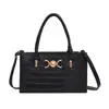 Tendencia transfronteriza estilo coreano bolso de mano cuadrado pequeño bolso de mujer 2026 verano nuevo patrón de cocodrilo bolso de hombro de lujo ligero bolso cruzado de moda