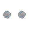 Pendientes de botón de circonita redonda de moda exquisita japonesa coreana versátiles para uso diario, lujo ligero, simples, de alta gama, pendientes pequeños súper brillantes para mujer