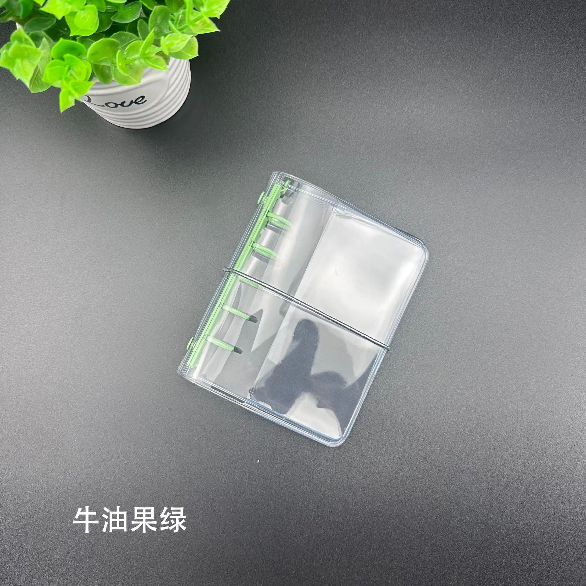 牛油果绿.jpg