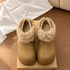 Novo Outwear de Veludo Plus Sapatos de Algodão Botas de Neve Peludas Retro Inverno Aumenta Altura Bege Quente 2026 Sola Grossa Sapatos Casuais Femininos