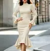 Vestido Negro Europeo y Americano de Cuello Alto con Mangas de Campana, Hebilla Metálica, Corte Ajustado, Cola de Pescado Irregular, Vestido de Comercio Exterior