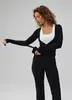 Nuevo conjunto de tres piezas de fitness para mujer, ajustado, muy elástico, secado rápido, leggings de capa base, ropa para Pilates yoga